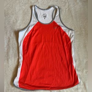 🎉HP🎉 Nike Dri-Fit Workout Tank Top